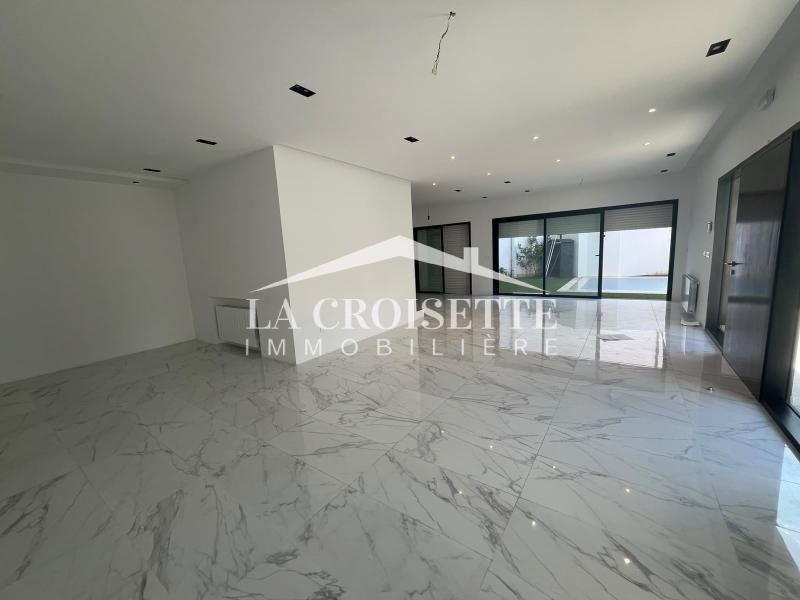 Villa S+4 avec piscine au Berges du Lac 2 